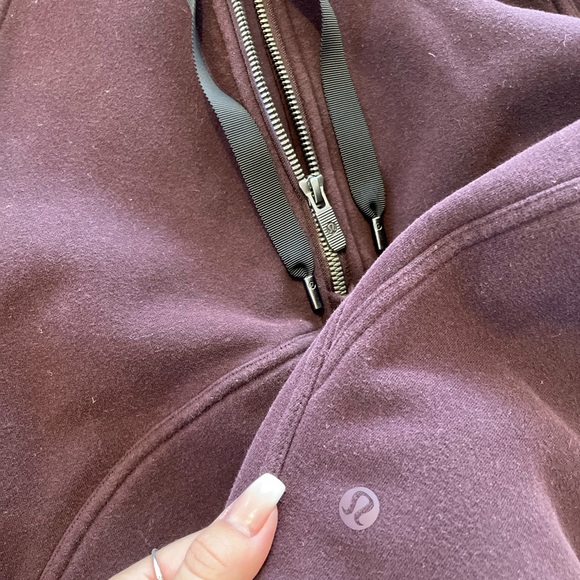 Lululemon Catch A Moment Hoodie - Picture 2 of 5